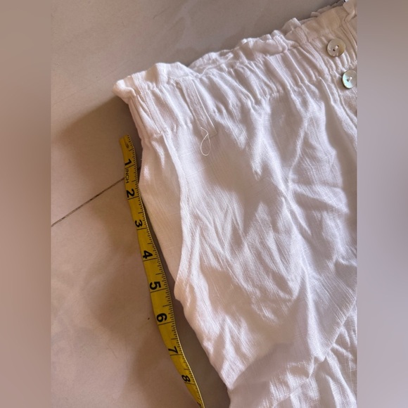 Ruby Rd Capri Pants M Ivory Elastic Waist Pockets Cottage Core Beachy Casual - Picture 7 of 15